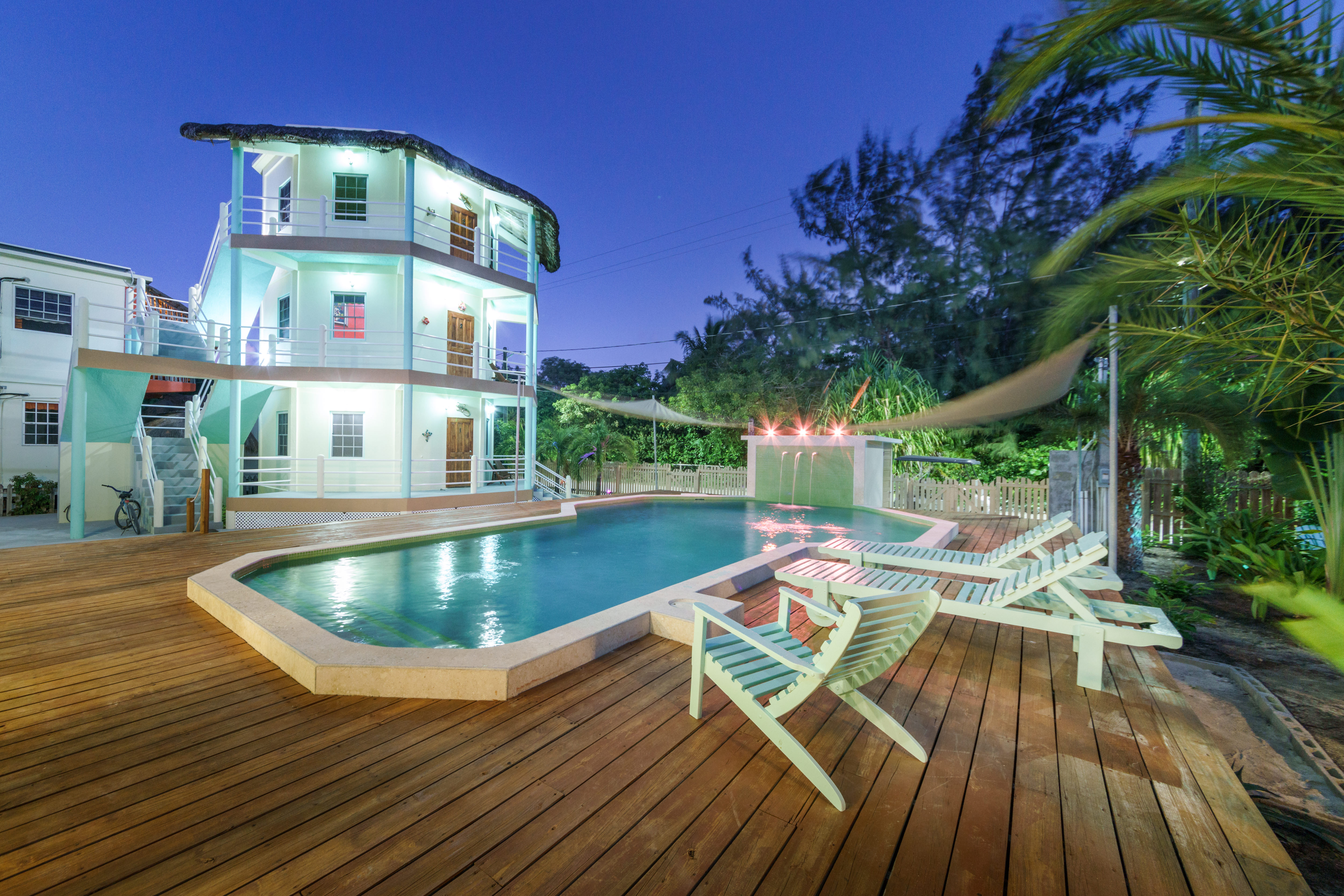 Caye Caulker Boutique Hotel For Sale In Belize Room To Expand
