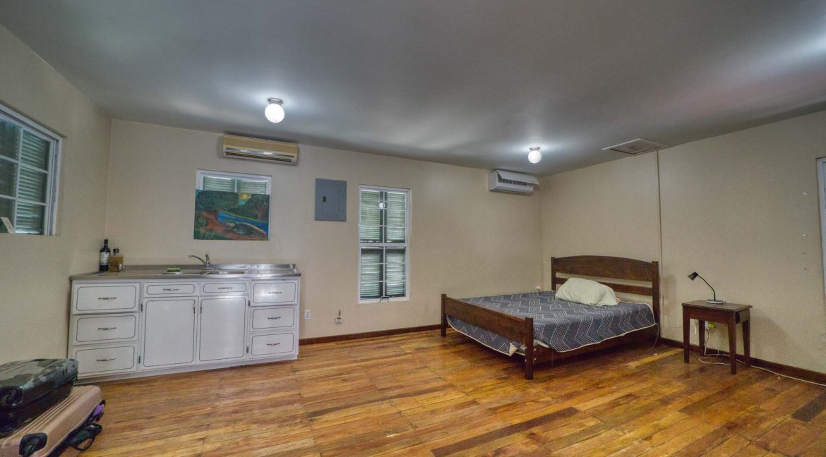 B220-apartment