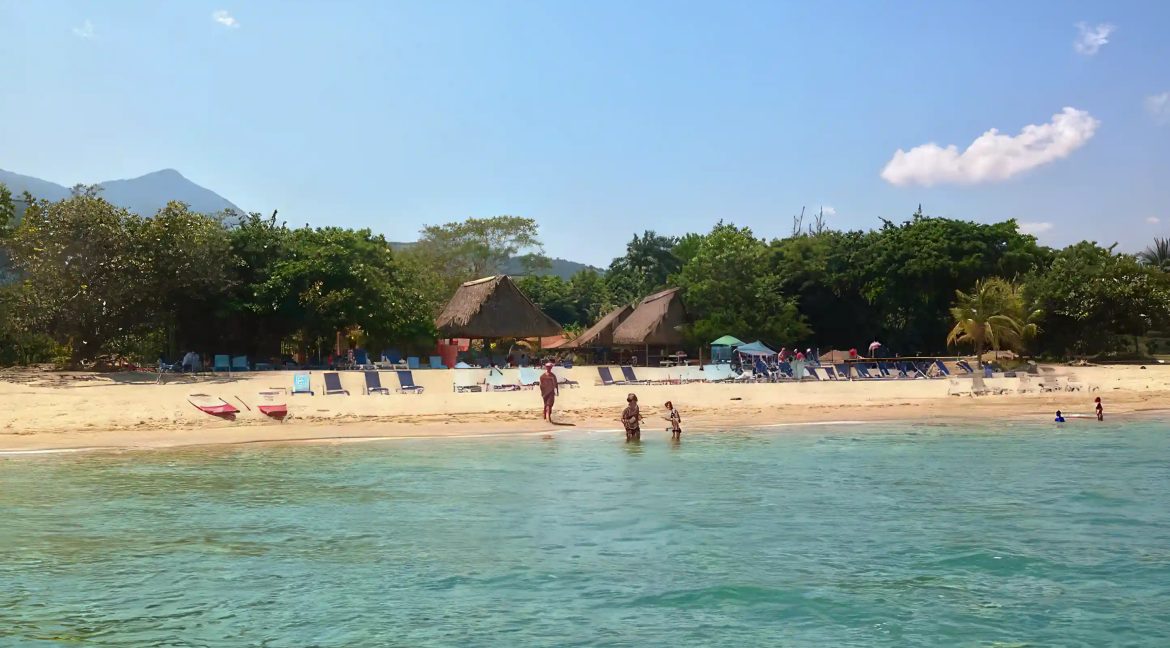 caribbean-beach-resort-for-sale-in-trujillo-colon-honduras