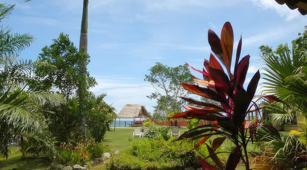 caribbean-beach-resort-for-sale-in-trujillo-colon-honduras (12)
