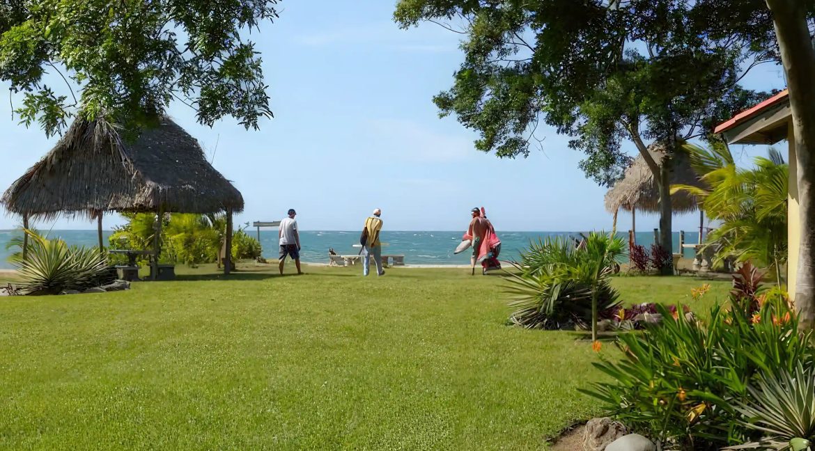 caribbean-beach-resort-for-sale-in-trujillo-colon-honduras (24)