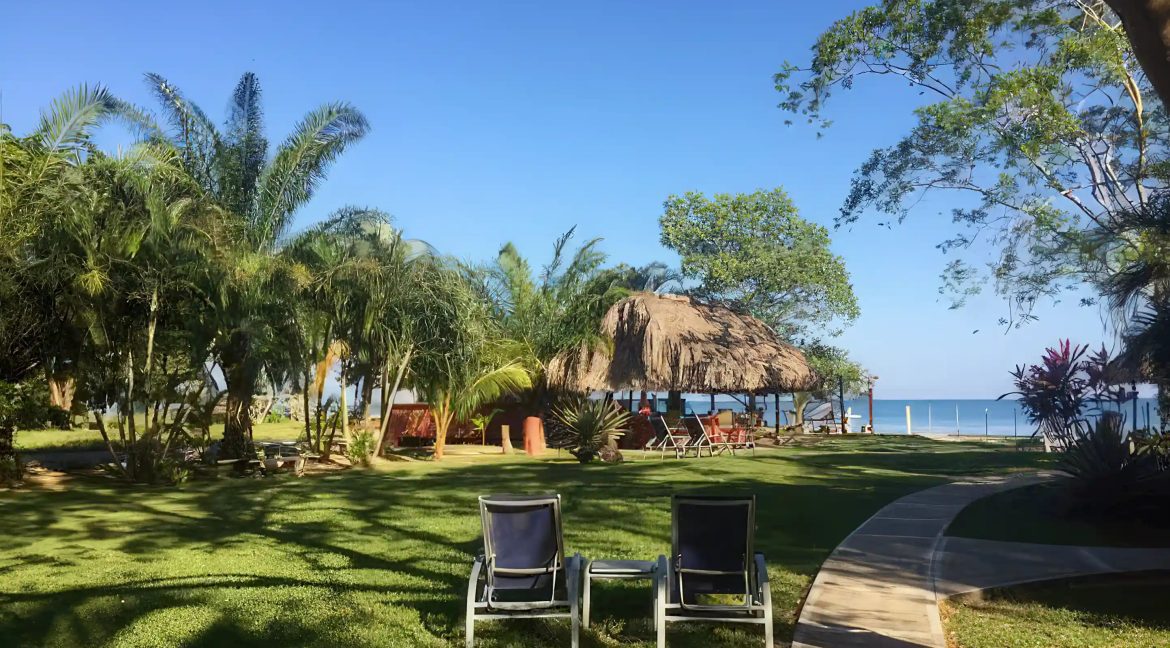 caribbean-beach-resort-for-sale-in-trujillo-colon-honduras (28)